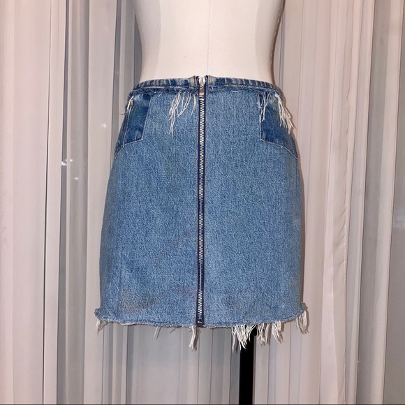 Re/Done Dresses & Skirts - NWOT Re/Done Denim Skirt Size 26
